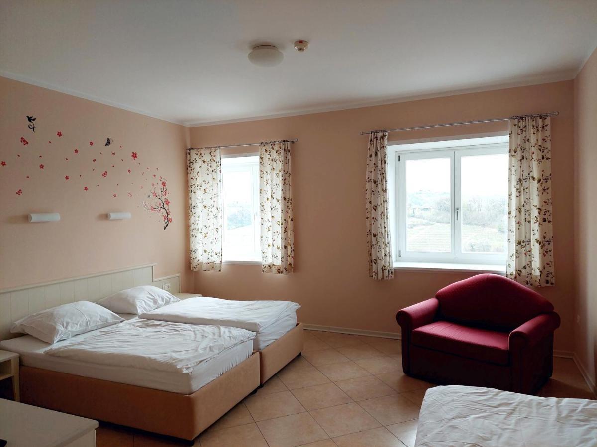 Hotel Kozana Dobrovo Dış mekan fotoğraf