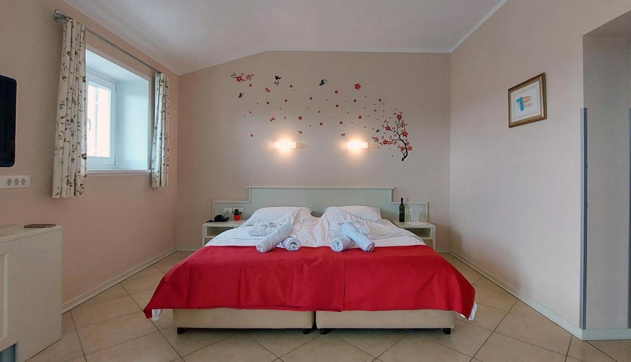 Hotel Kozana Dobrovo Dış mekan fotoğraf