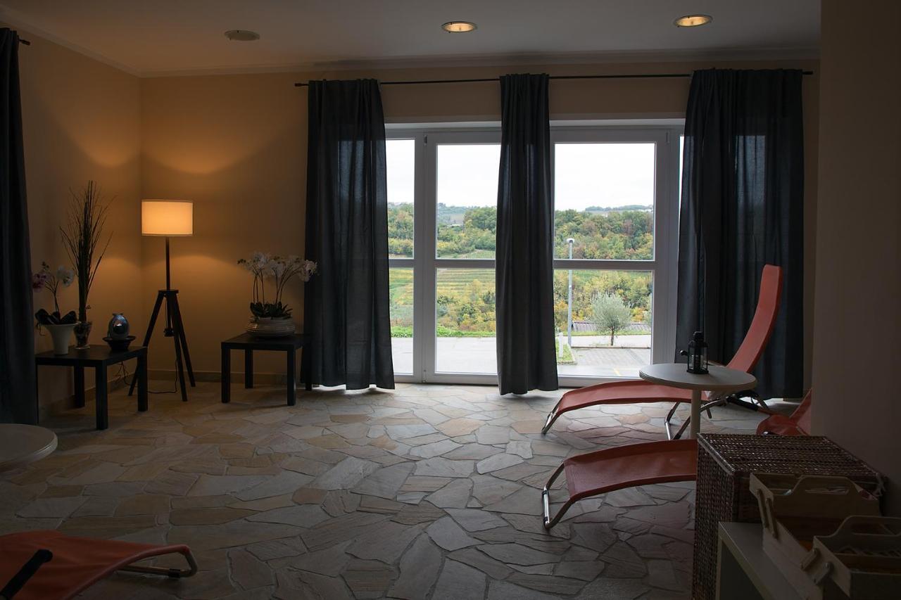 Hotel Kozana Dobrovo Dış mekan fotoğraf