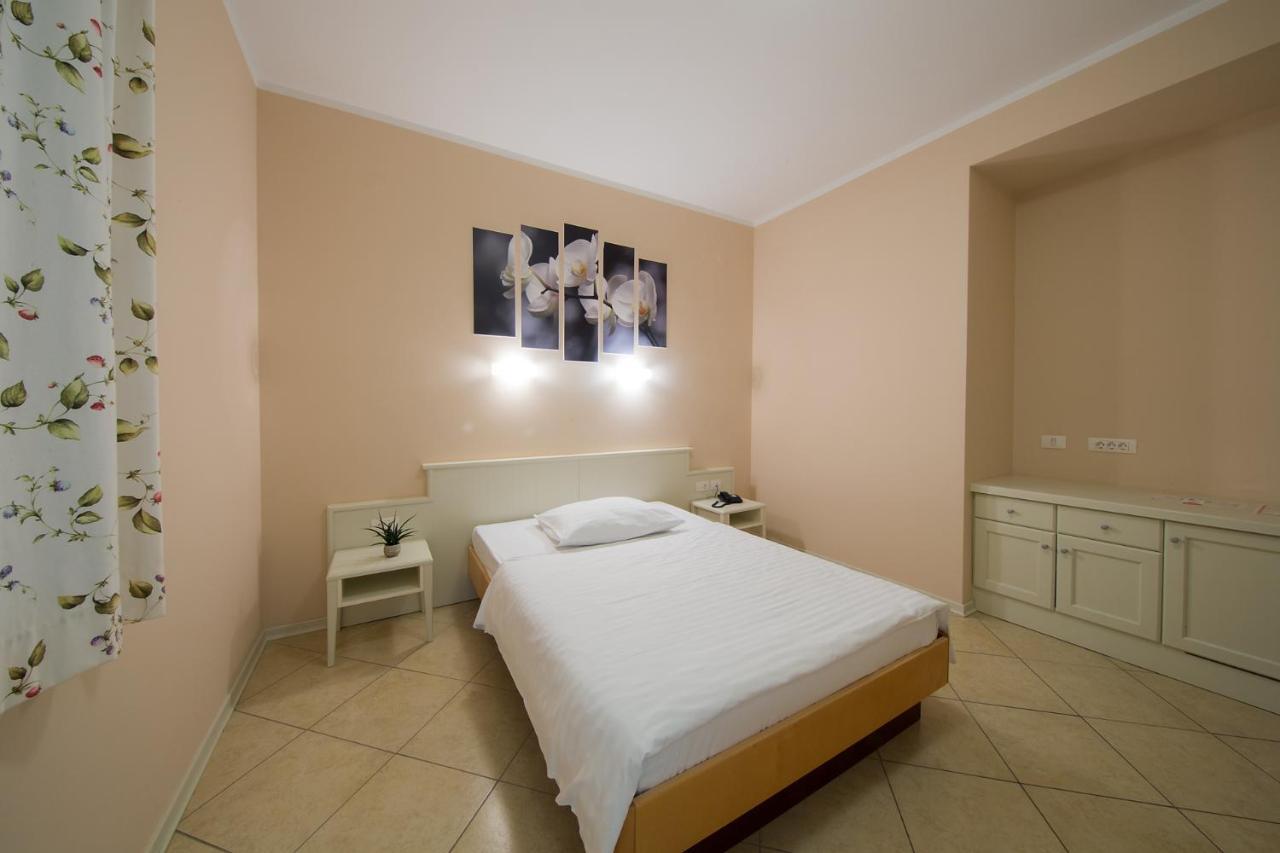 Hotel Kozana Dobrovo Dış mekan fotoğraf